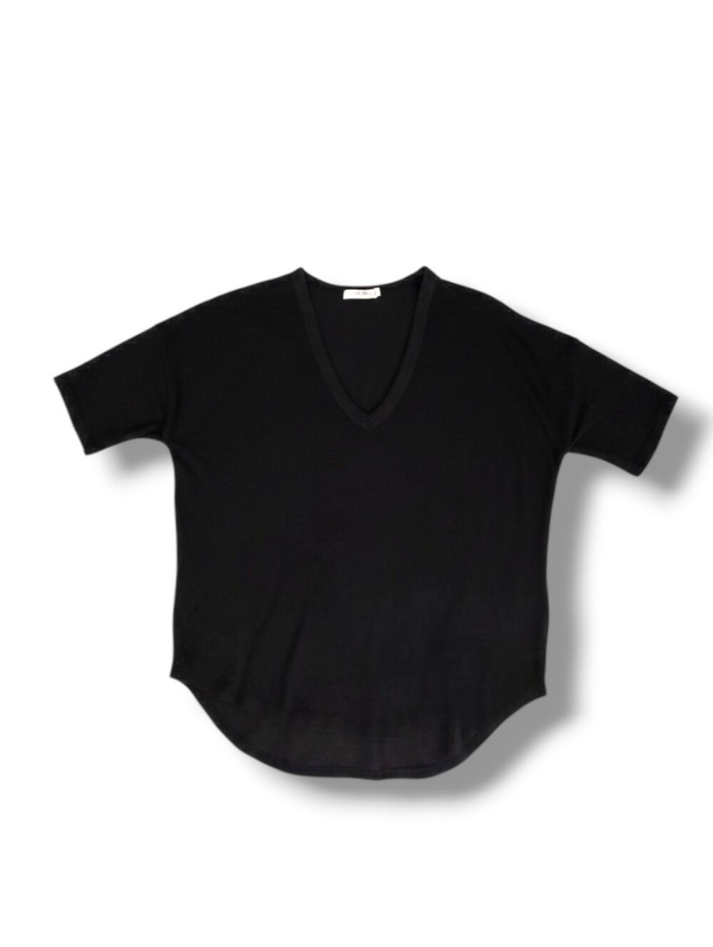 LIKE NEW rag & bone V-neck T-shirt, Size Small